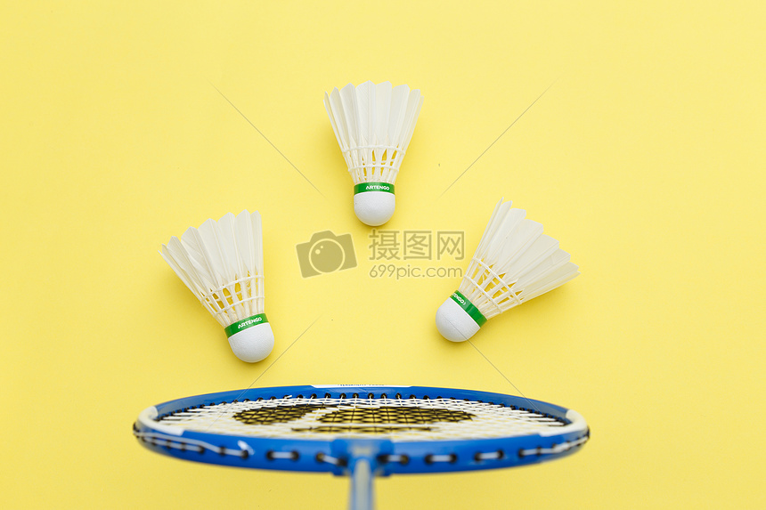 满足甚至超 满足甚至超